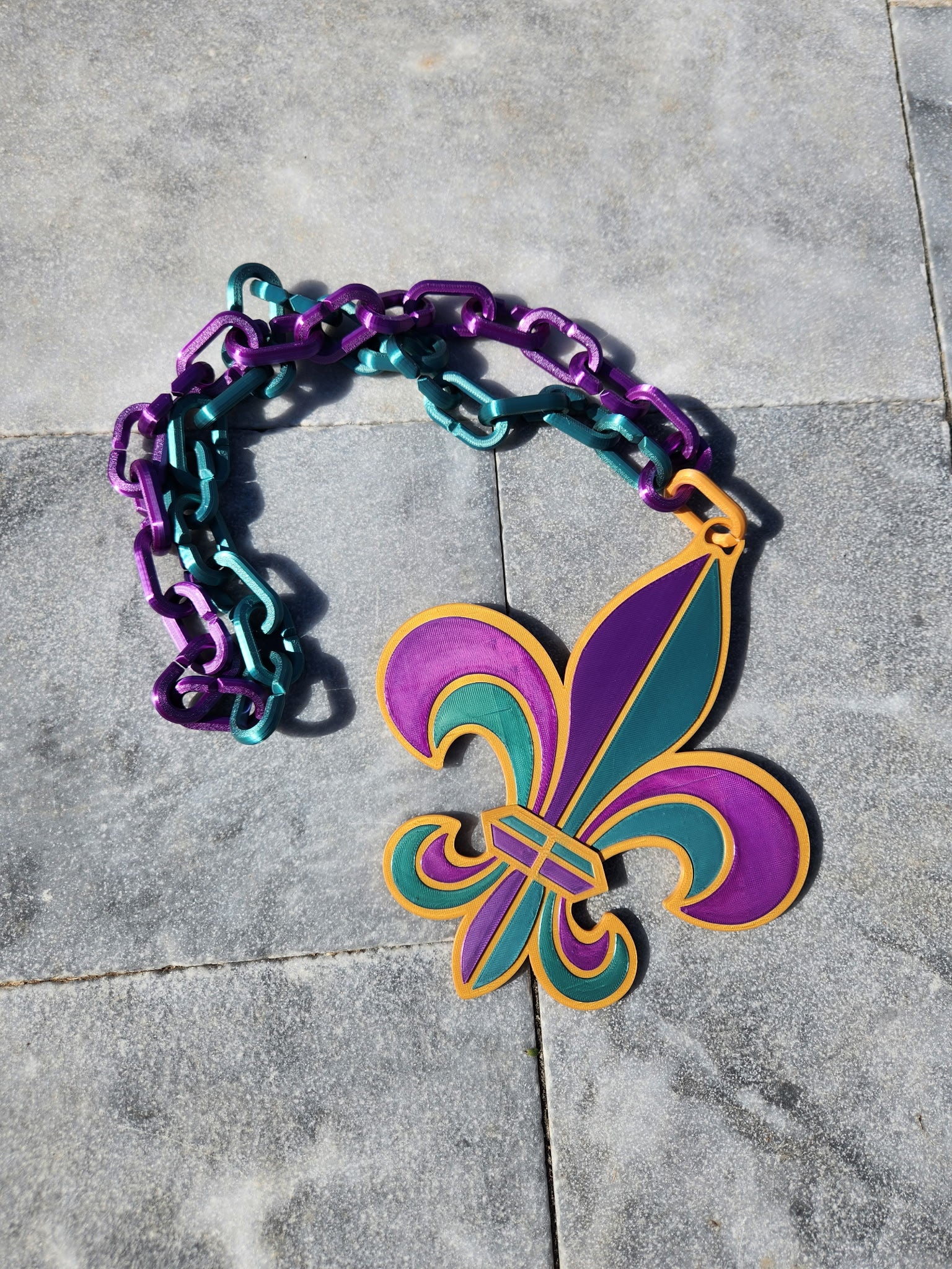 Mardi Gras Chain